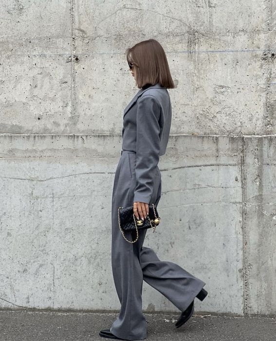 Костюм брючный Cher17