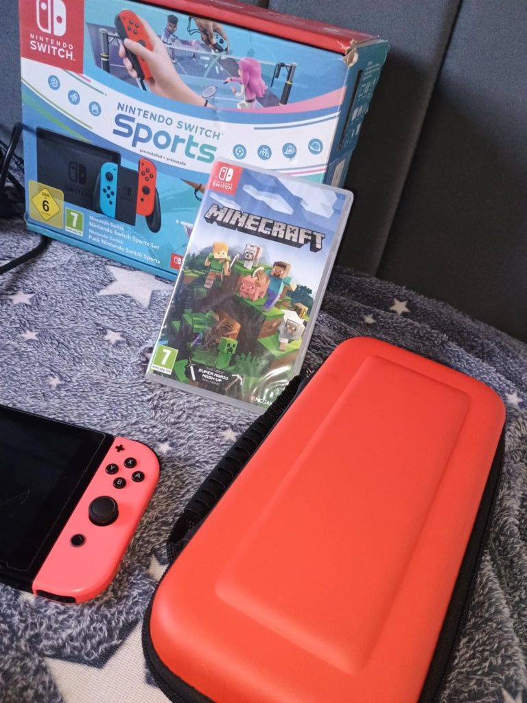 Sprzedam Nintendo Switch V2 z grami!