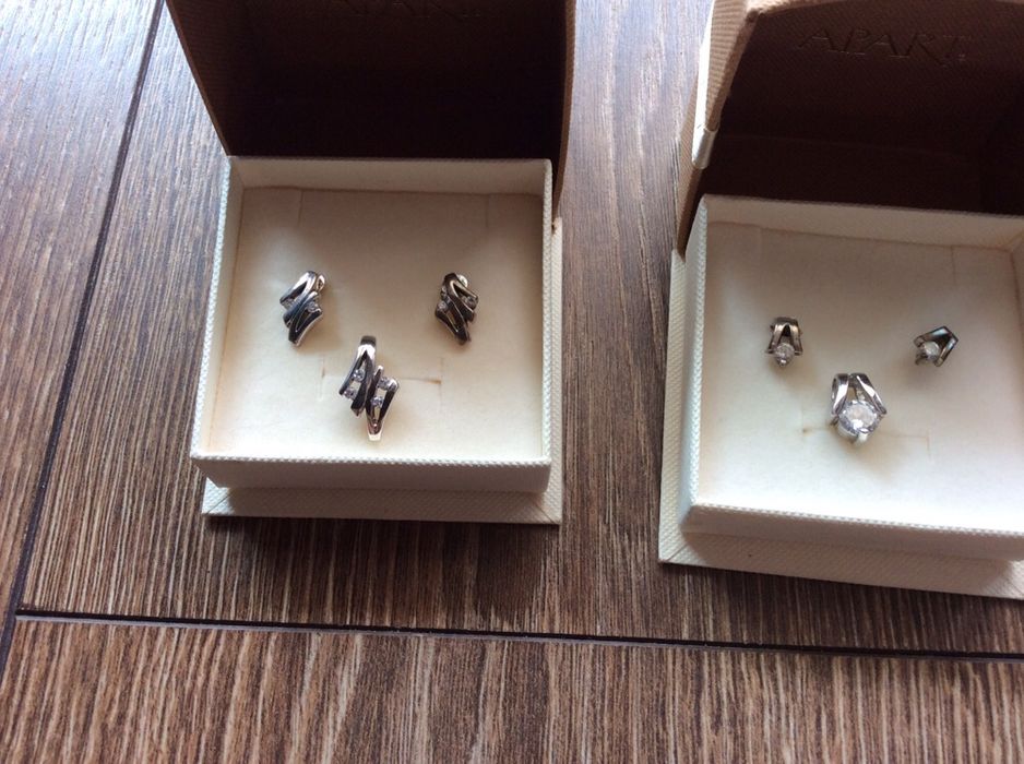 Kolczyki i zawieszka Apart