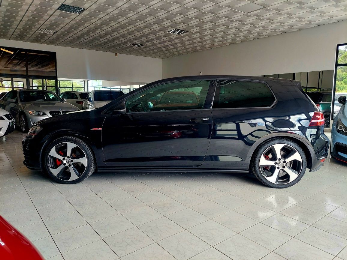 Volkswagen Golf VII Gti