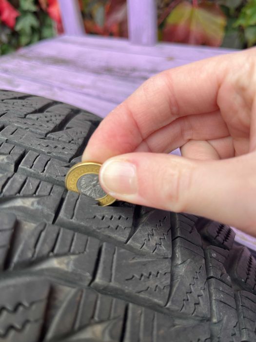 Opony zimowe Laufenn I FIT+ 195/55 R15 89H XL (DOT 2021) 15 cali