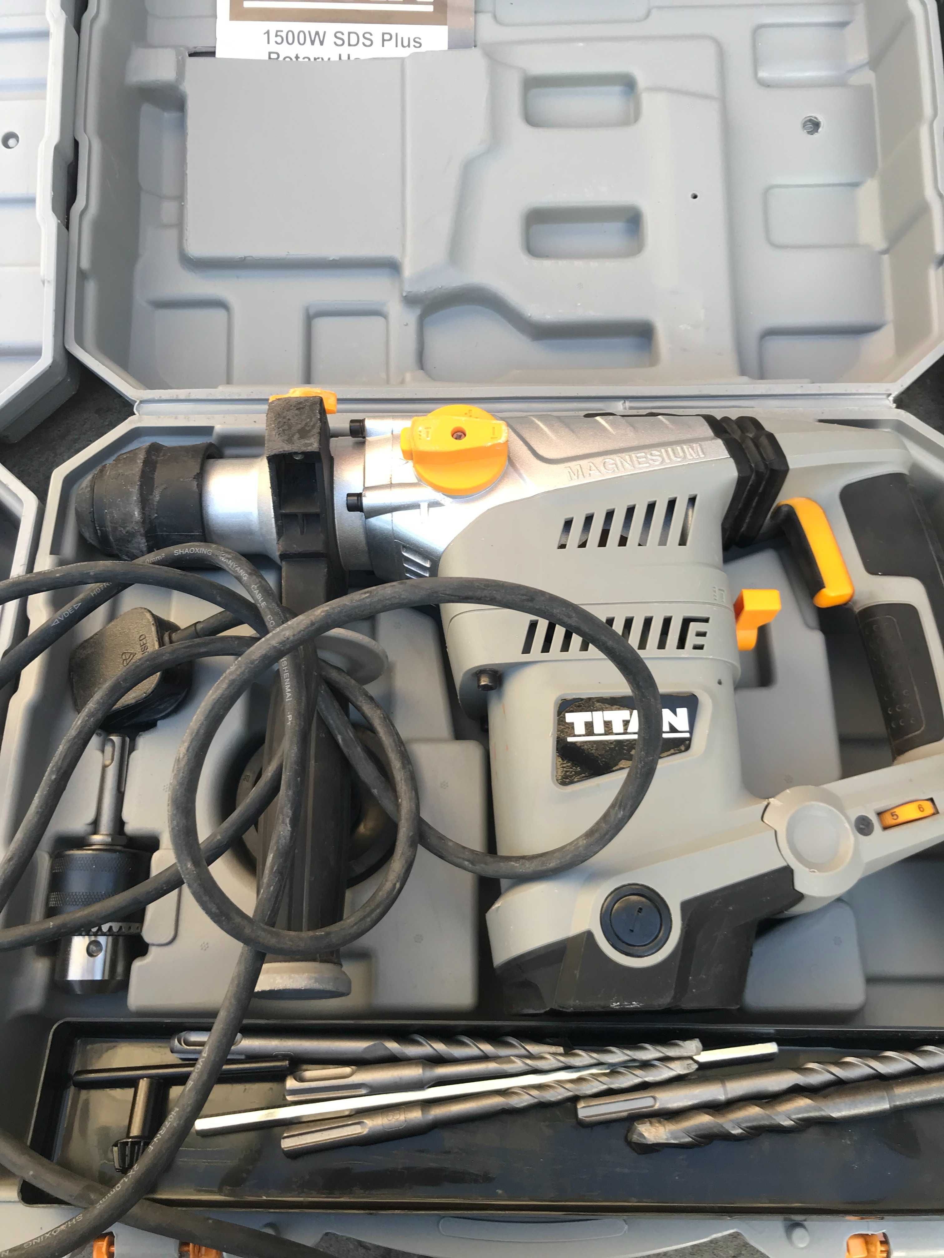 Перфоратор Titan TTB 653 SDS 1500 Вт 8 Дж з Англії