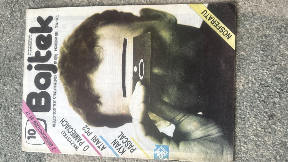 Czasopismo komputerowe BAJTEK nr 10 rok 1988