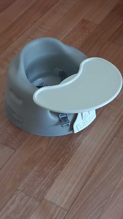 Cadeira BUMBO com bandeja