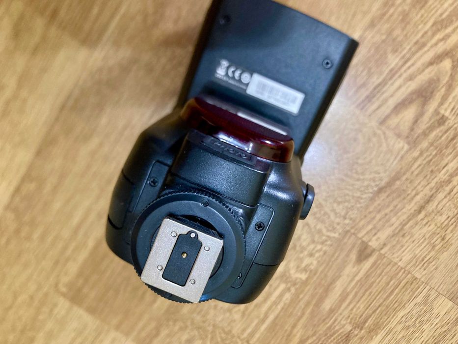 Фотоспалах універсальний Andoer AD-960II у ідеальному стані (вспышка)