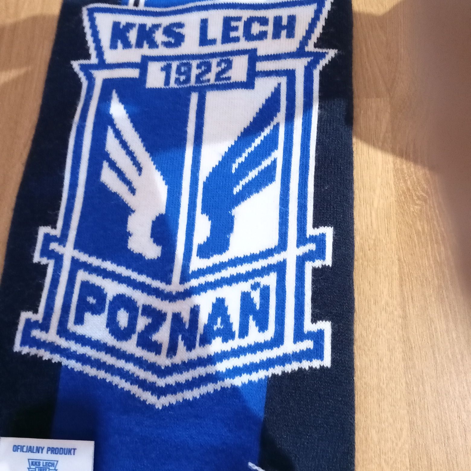 Szalik klubu  KKS Lech Poznań "Młodzi wierni"1992