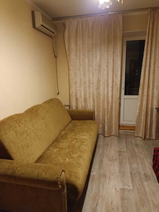 Кімната метро Мінська без господарів