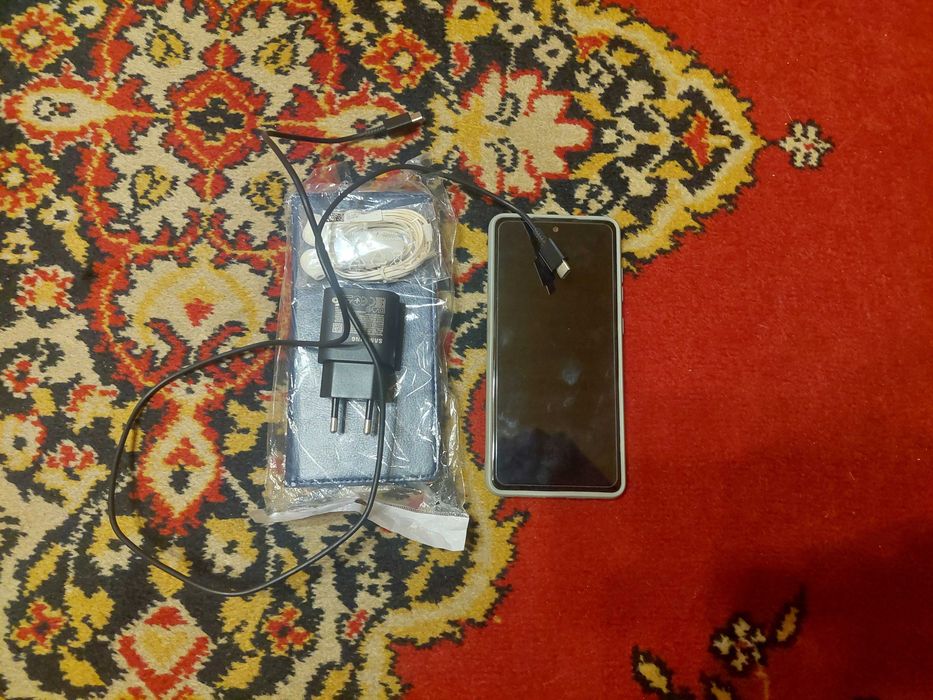 Samsung Galaxy A 72 - nowy