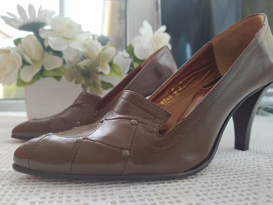 Sapatos castanho mel em pele - Charles - Tamanho 35 - Novos!