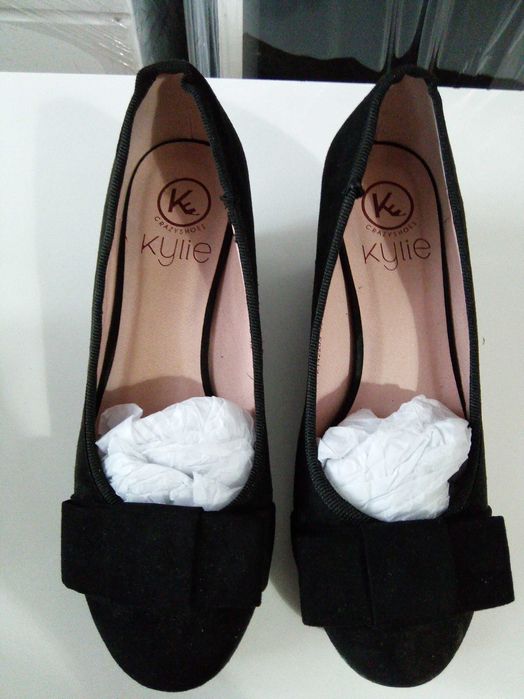 Buty baleriny na koturnie zamsz czarne eleganckie retro vintage