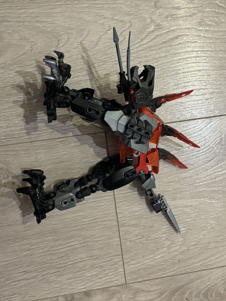 Lego hero fangz 2233