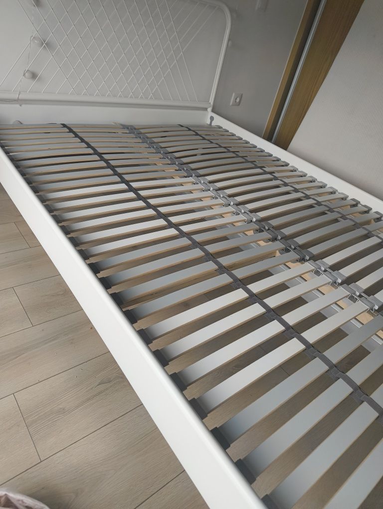 Cama Ikea 140x190