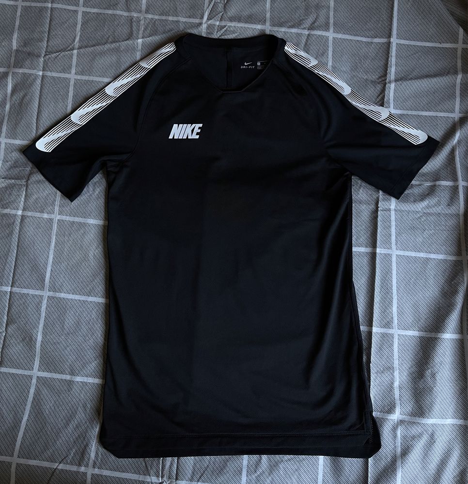 Футболка Nike Dri Fit