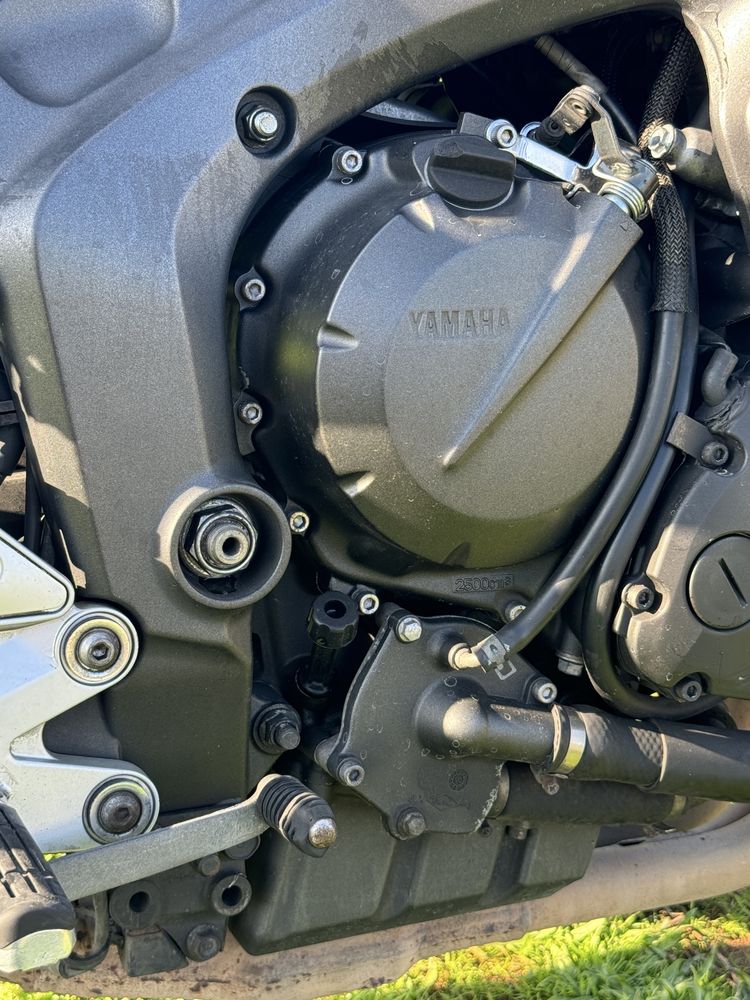 Yamaha fz6 S2 como nova
