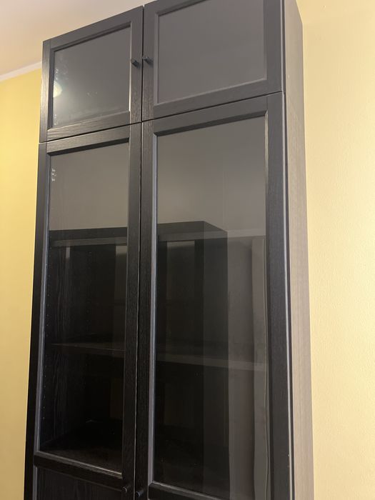 Witryna biblioteczka przeszlona Ikea