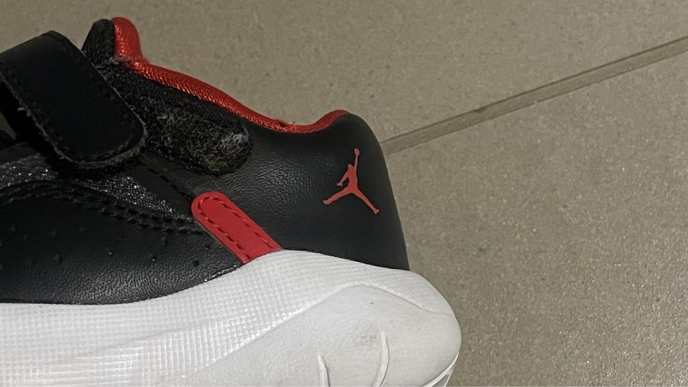Buty JORDAN dziecięce zapinane na rzepę