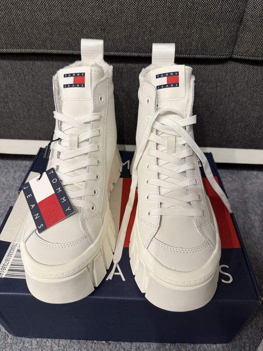 Nowe sneakersy Tommy Jeans r.41