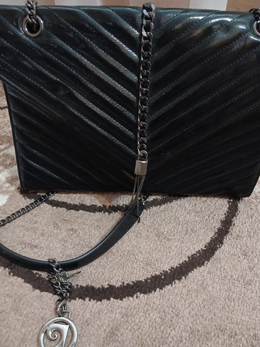 Сумка жіноча чорна лакована