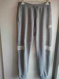 Dresy sportowe Adidas