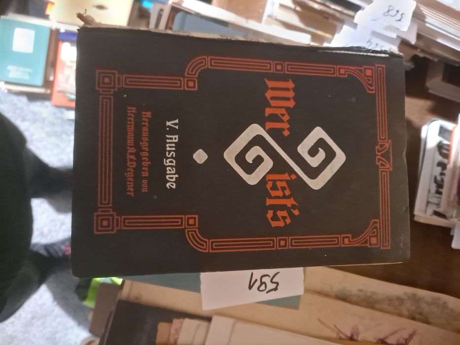 „Wer ist's?” (Kto to jest?)