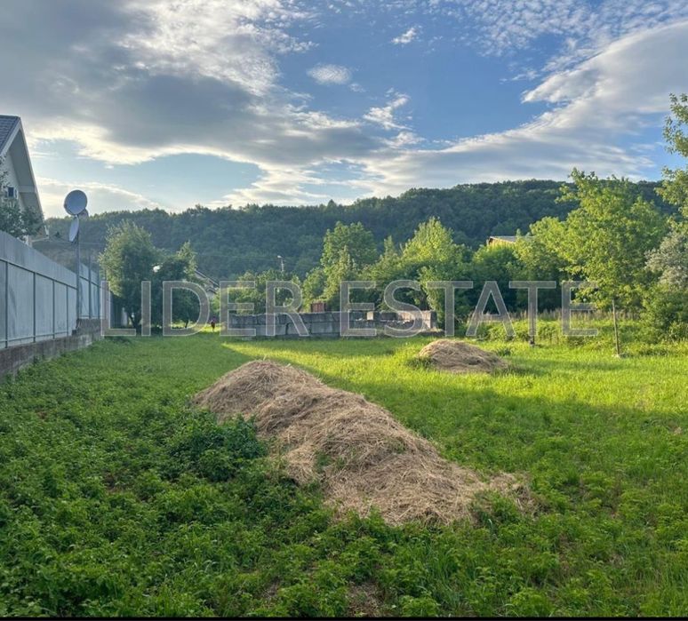 Ділянка в Оноківцях