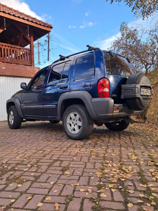 Sprzedam Jeep Cherokee sport 2,5 TD CRD