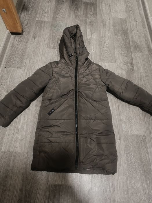 Зимова курточка на 7-8 років 120 розмір