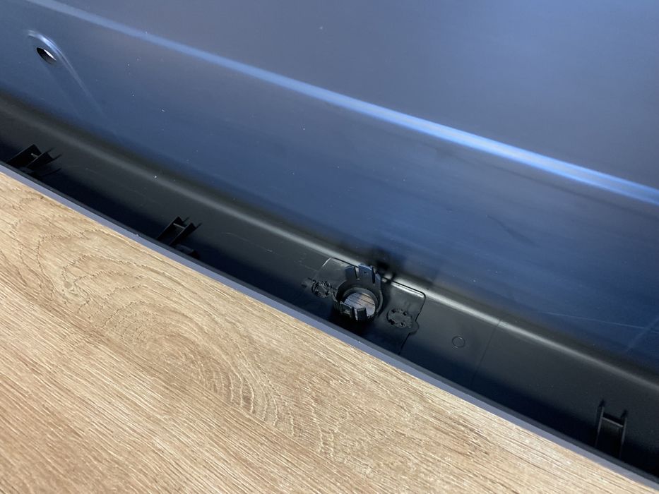 Задній бампер ступенька Mercedes Sprinter 907