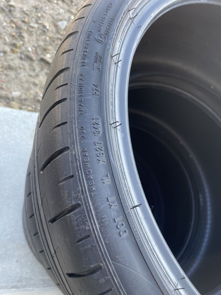 305/30/21 Pirelli P zero NFO