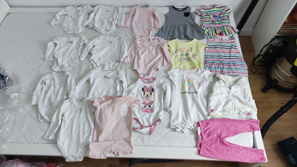 Ubranka dla dziewczynki r. 86