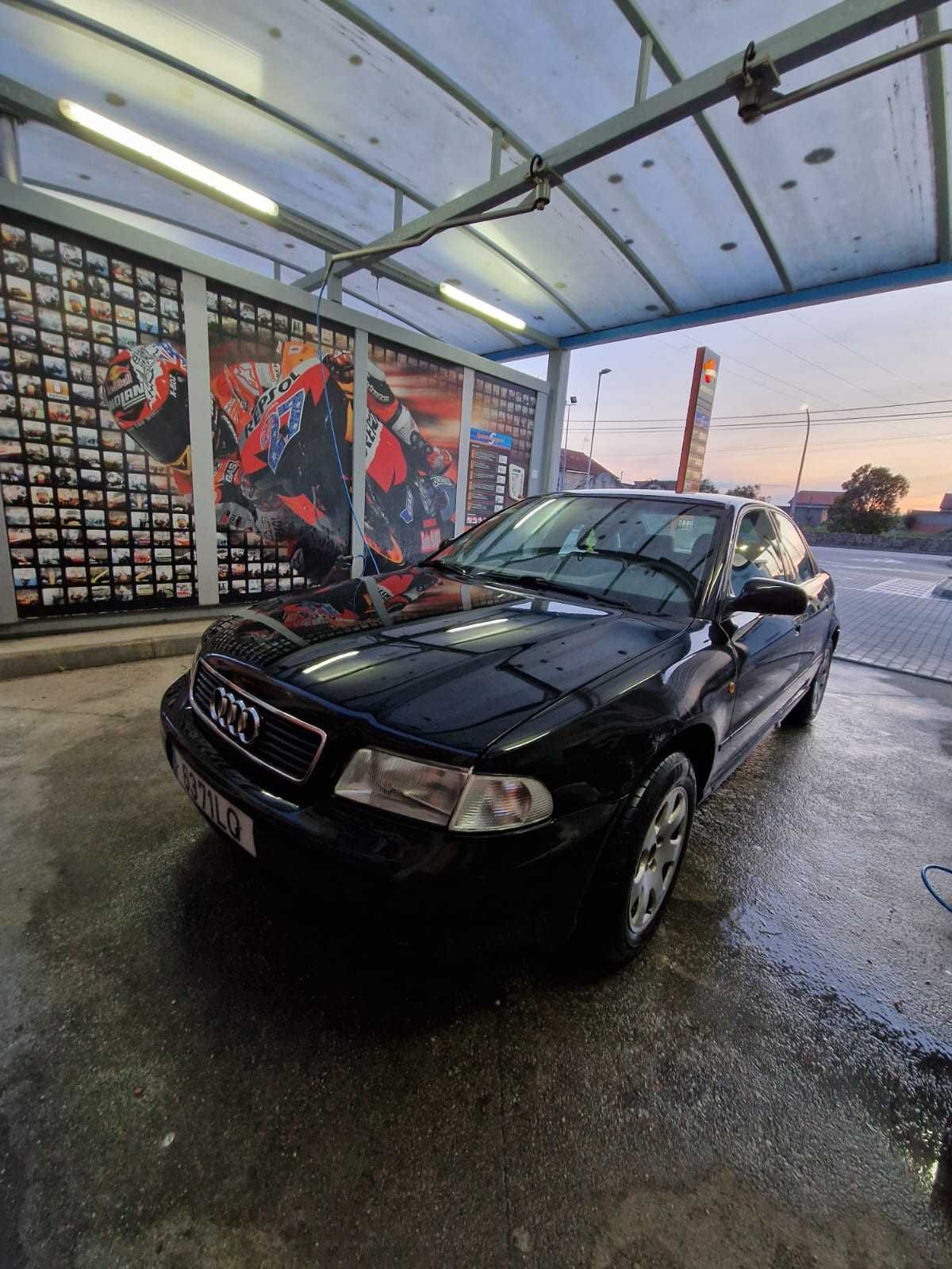 Audi A4 1.6 a GPL