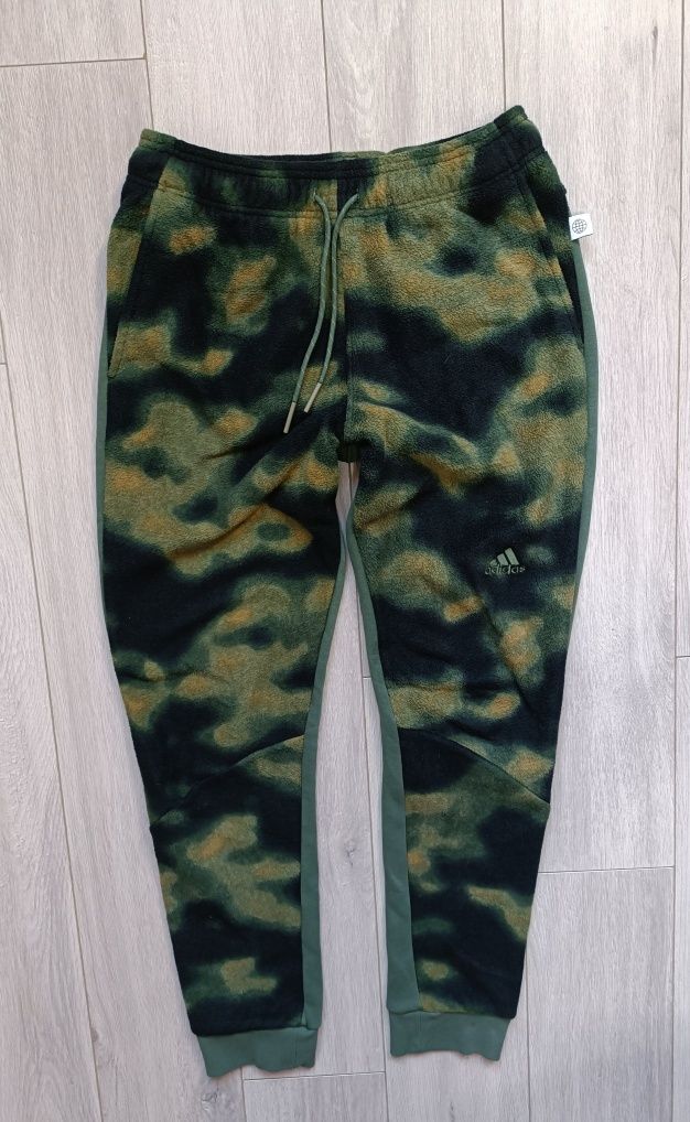 Męskie spodnie polarowe Adidas Camo roz.S