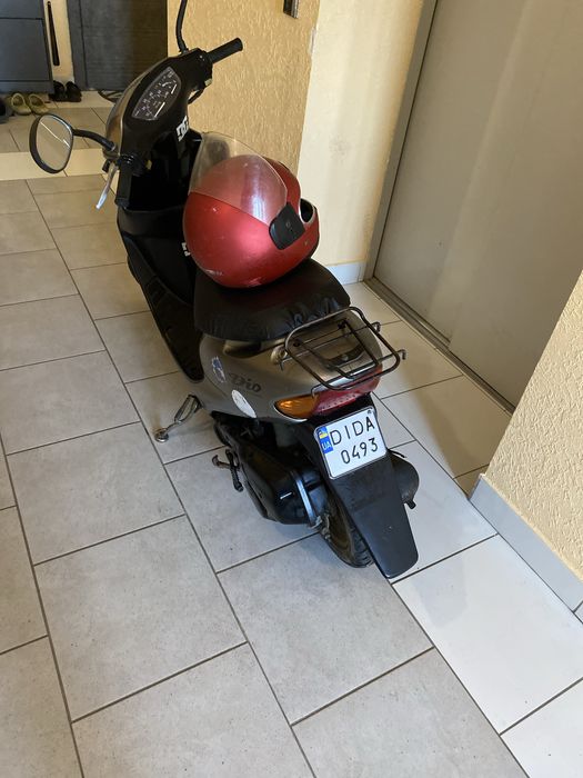 Продам мопед хонда діо з документами в гарному стані