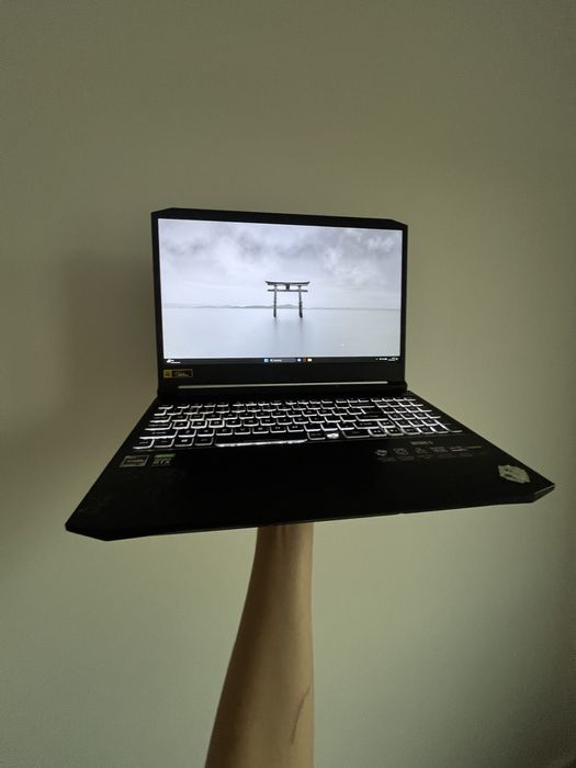 Acer Nitro 5 – RTX 3060 | Ryzen 7 5800H | 16 GB RAM | 512 GB SSD