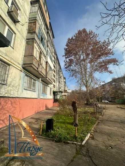 2 кімнатна квартира, Космос