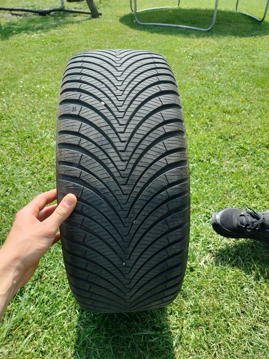 Opona kumho 18/245/45