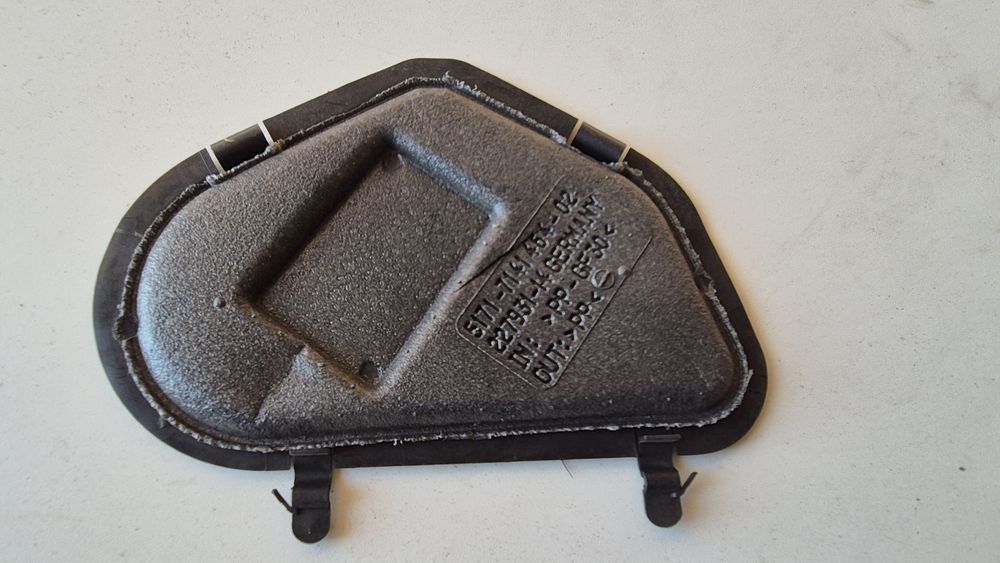 BMW E65 E66 730d 740d Pokrywa Płyty Usztywniającej Silnika 7.141464