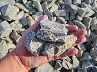 Kora kamienna Gnejs szary grys granitowy kamień ogrodowy granitowa