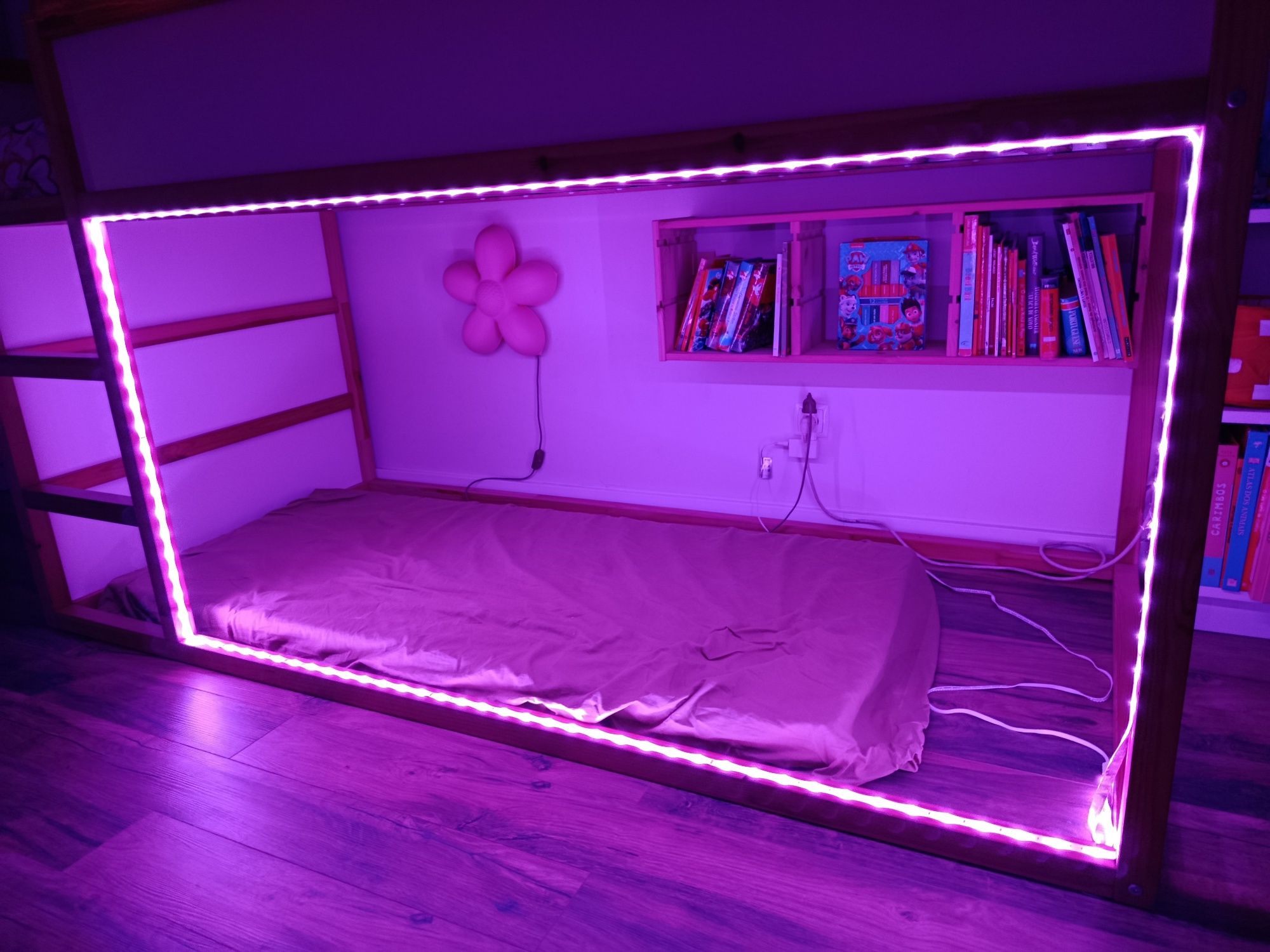 Conjunto IKEA Cama Kura Criança COMPLETO