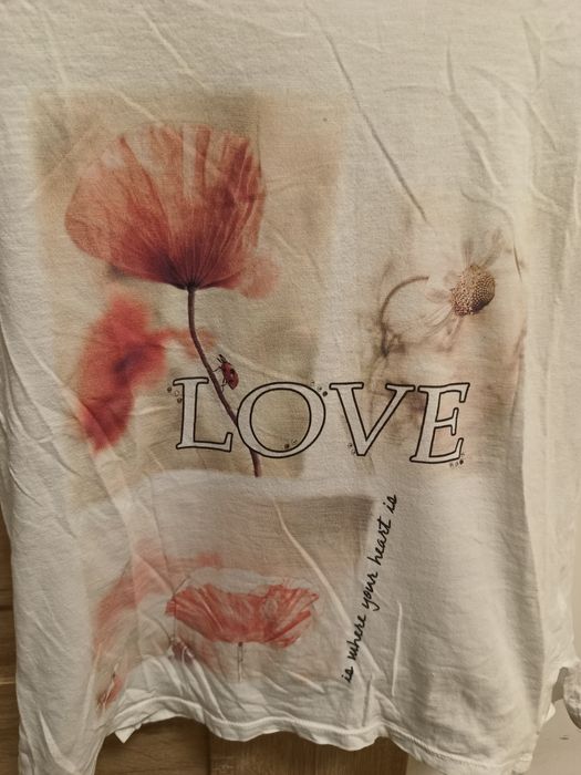 Damska bluzka koszulka t-shirt z aplikacją i napisem Love marki Orsay