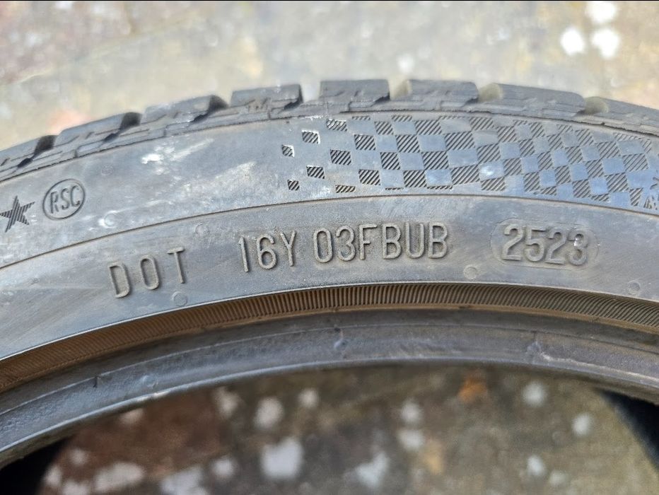 Opony 19"  continental 225/40 i 255/35 R19 XL – komplet, stan bdb,