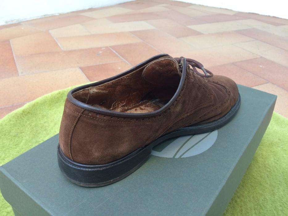 Sapatos em Camurça Homem Tamanho 40