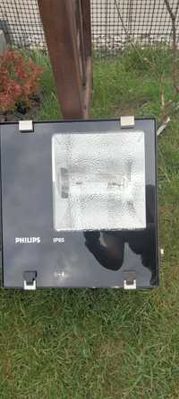 Lampa przemysłowa, oprawa oświetleniowa  Philips IP65