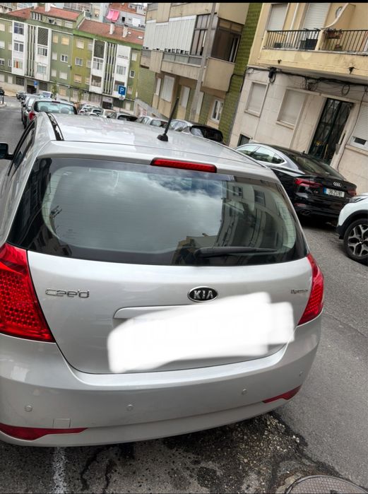 Kia ceed 1,4 2010