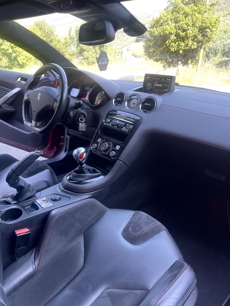 Peugeot RCZ R 270cv