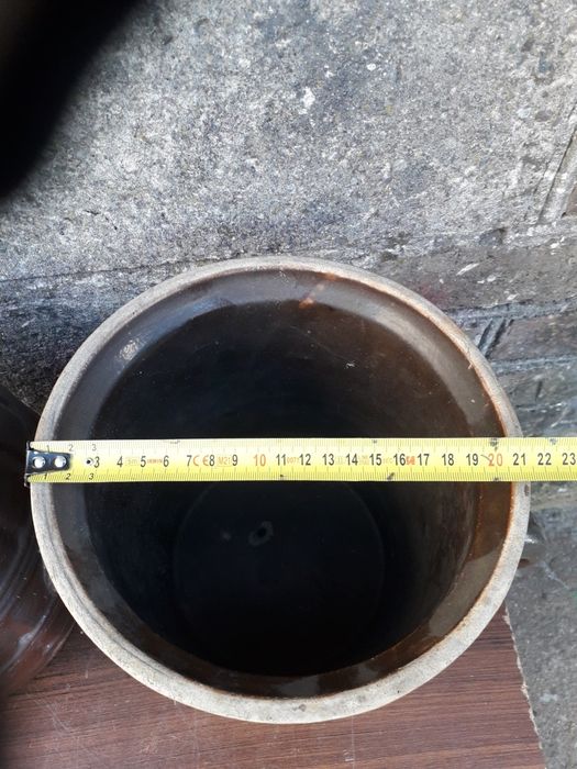 Stare garnki  dzbanki z kamionki .