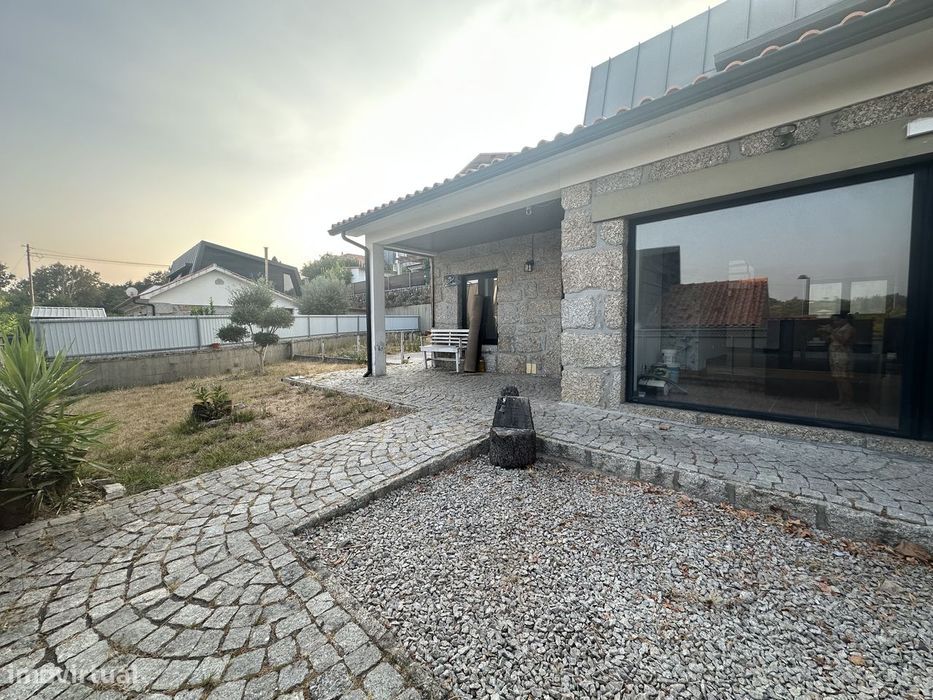 Moradia V2 com terreno