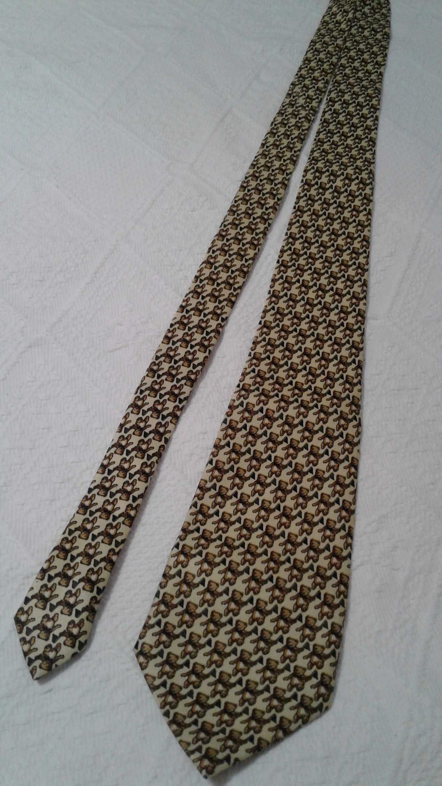 Gravata dos anos 90