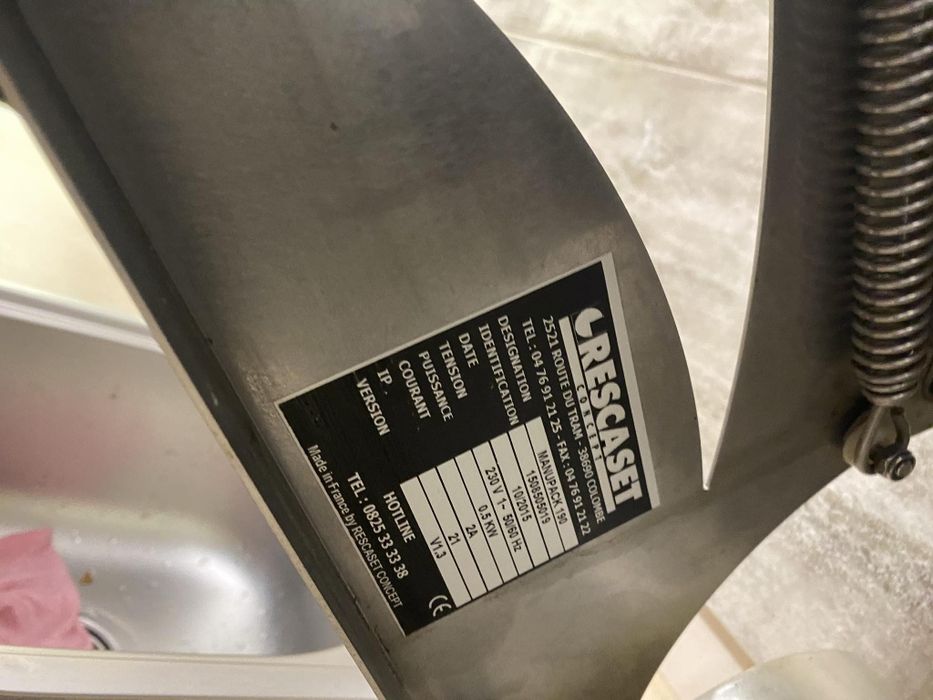 Sprzedam zgrzewarke do pojemnikow na obiady zupy