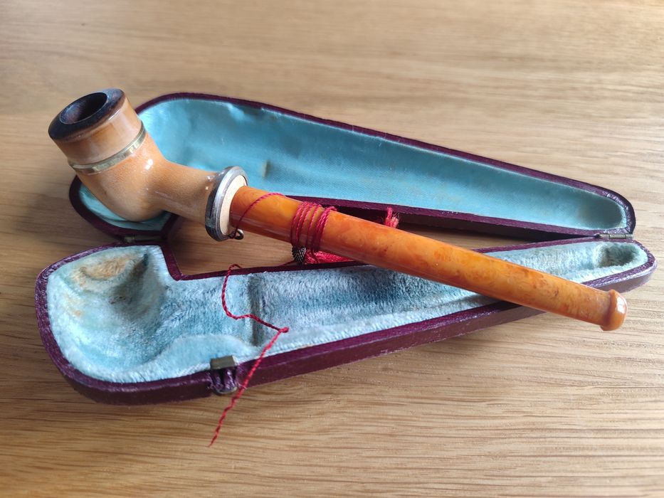Stara fajka z etui